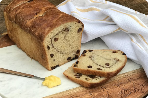 Cinnamon Raisin Sourdough Bread